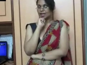 Horny lily giving indian porno giving out to young students