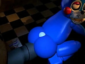 Toy Bonnie Gets Dominated by Deteriorated Freddy