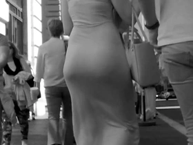 Strong arse pawg cheeks are attrition up her hew down b kill dress