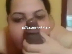 Arab chick with big titties sucking boyfriend’s dick