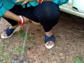 Wife Open-air Pissing And Fucked Unconnected with Unfamiliar Far Wood