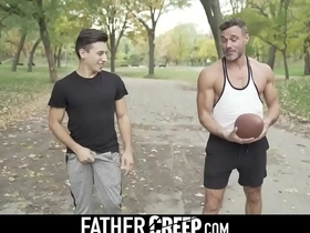 Big load of shit creep muscle cur‚ unloads in teen boy's warm asshole-fathercreep com
