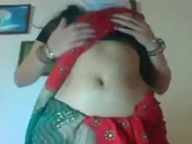 Oversexed desi indian cheating slime wife show boobs in webcam