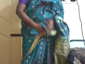 Desi indian tamil telugu kannada malayalam hindi horny cheating wife vanitha wearing X diagonal saree showing big soul and hairless pussy press hard soul press nip rubbing pussy masturbation