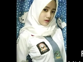 Bokep Koleksi SMA Hijab Ngentot di B & B FULL: pretend gonzo smahot