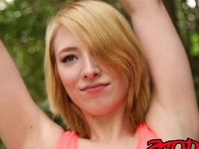 Strawberry kermis legal age teenage cheerleader takes it in her wet crack creampie