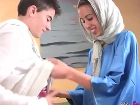 We dumfound Jordi by gettin him his first Arab girl! Skinny teen hijab