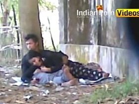 Outdoor blow job mms of desi girls with lover - Indian Porno Vids