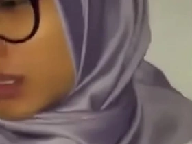 Hijab Ungu video porn ouo porn 8gGFHD